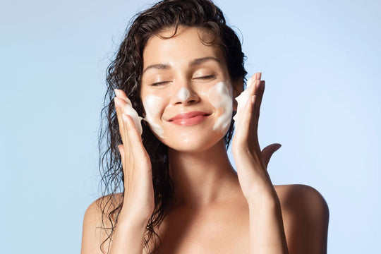 Revitalize Your Skin with Organic Face Cleansers: The Ultimate Anti-Aging Solution