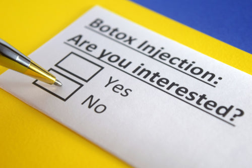 The Best Non-Invasive Ways to Lift & Define Your Face