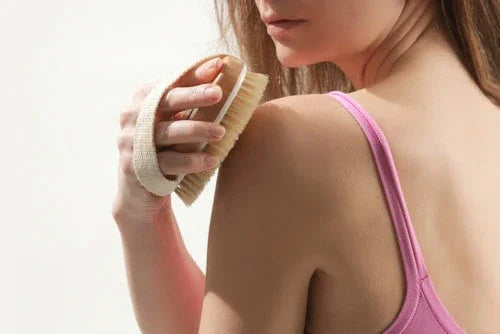 Pros and Cons of Dry Brushing